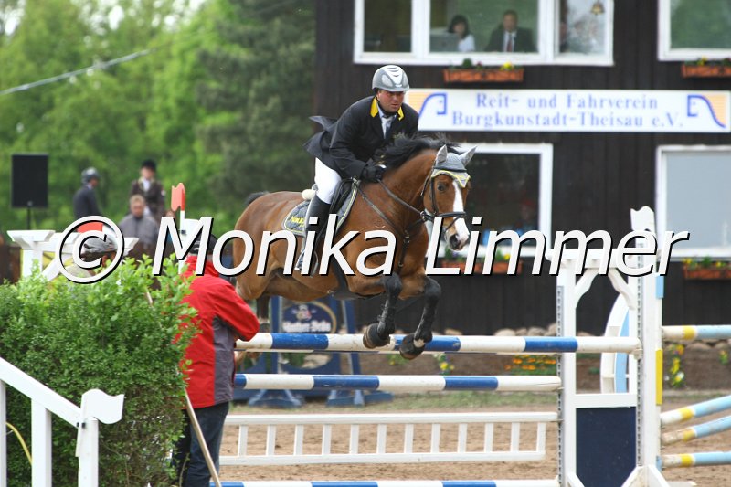 104M4178_Colandor_Spring M.JPG